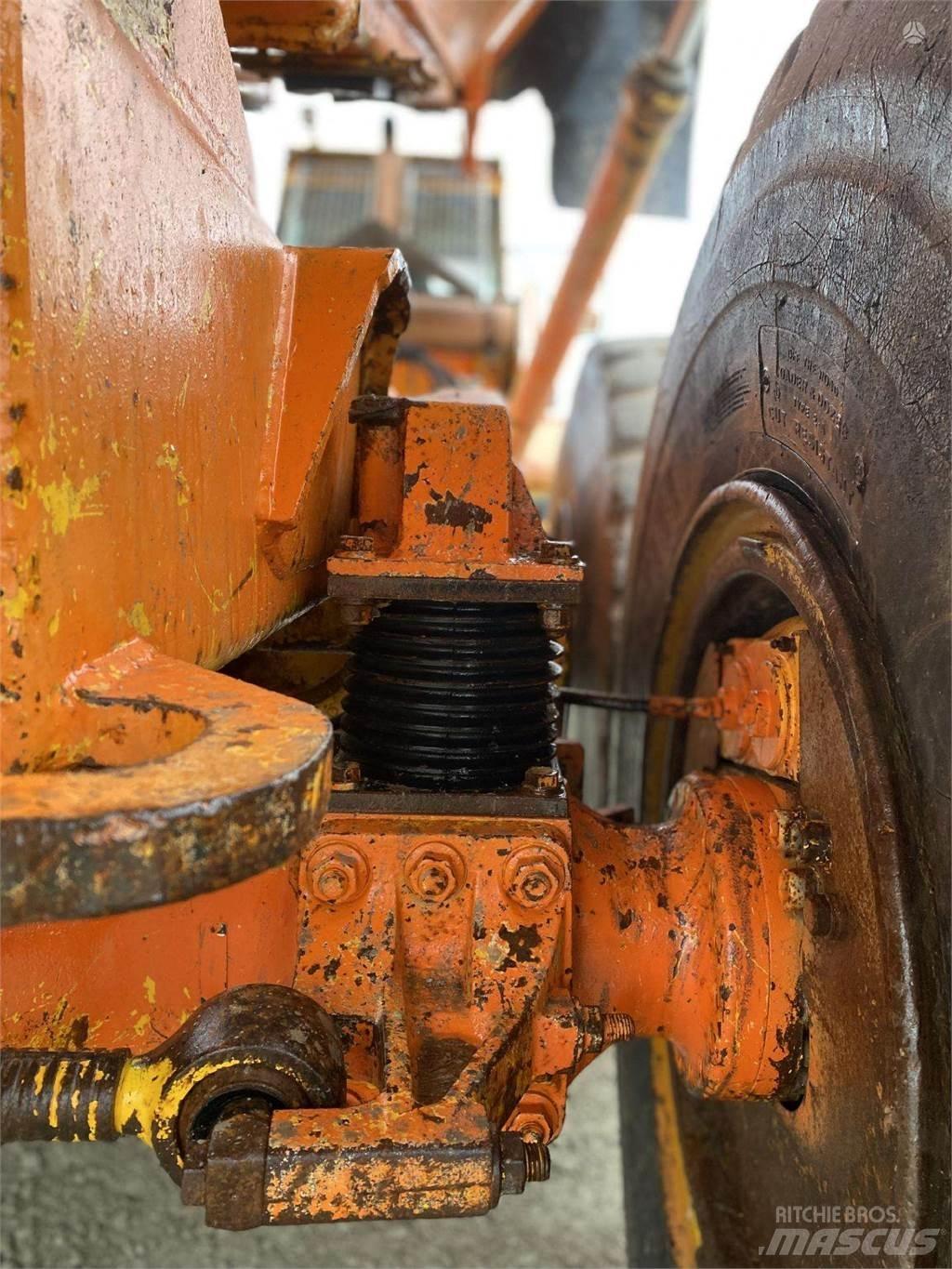 Volvo A25C , Nr.1 Шарнирно-сочленённые самосвалы