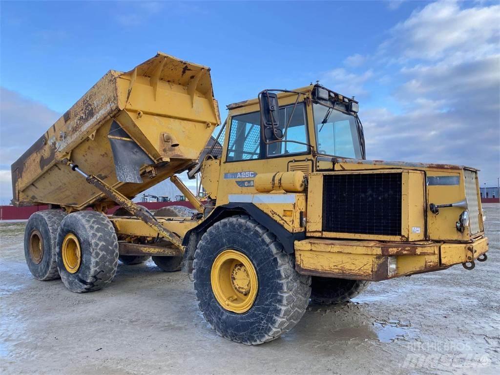 Volvo A25C , Nr.4 Шарнирно-сочленённые самосвалы