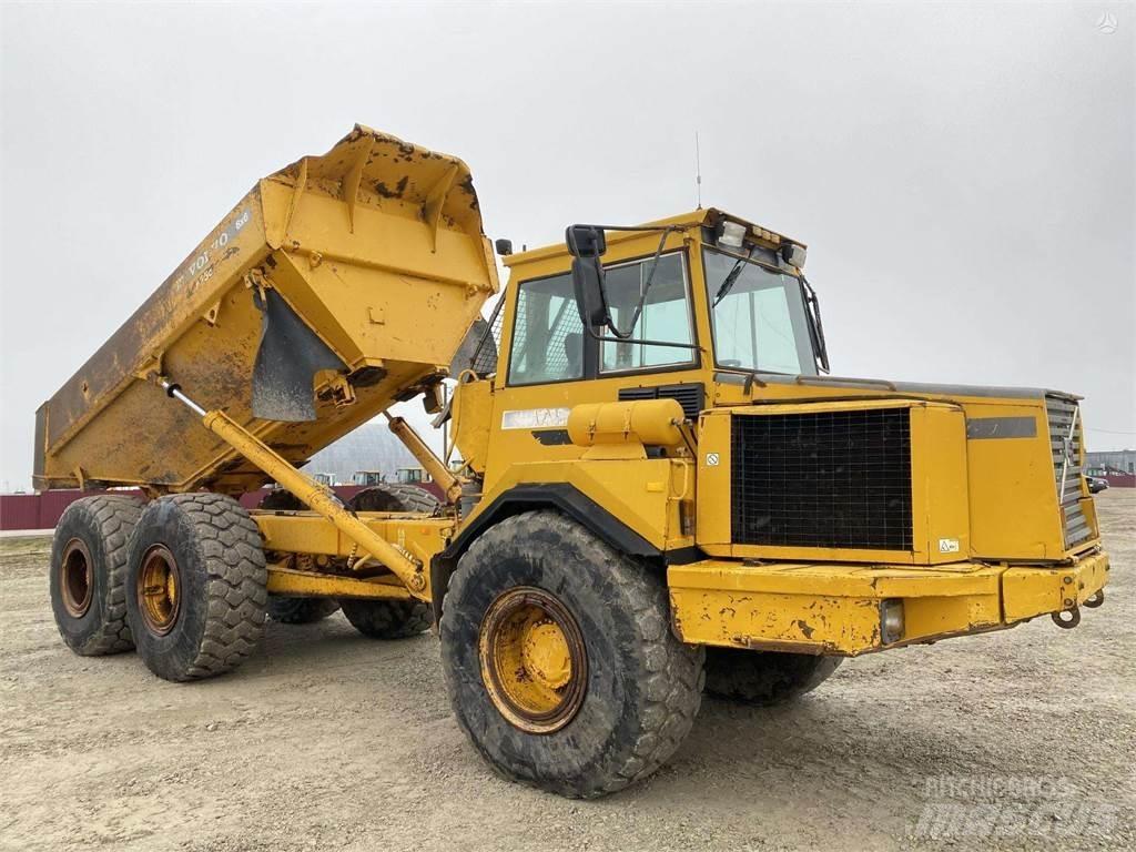 Volvo A25C , Nr.6 Шарнирно-сочленённые самосвалы