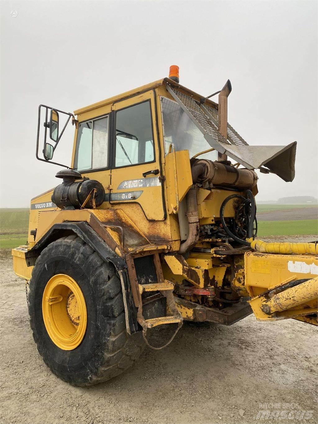 Volvo A25C , Nr.8 Шарнирно-сочленённые самосвалы