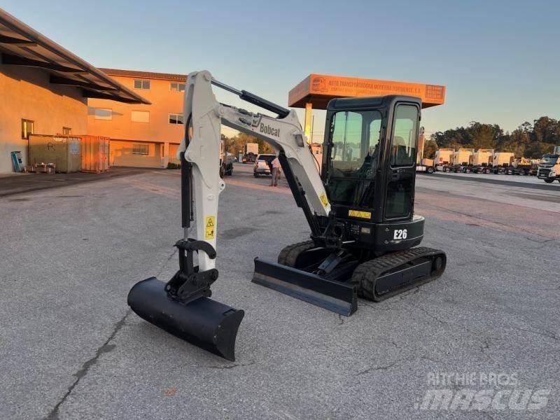 Bobcat E 26 Мини-экскаваторы