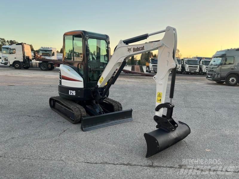 Bobcat E 26 Мини-экскаваторы