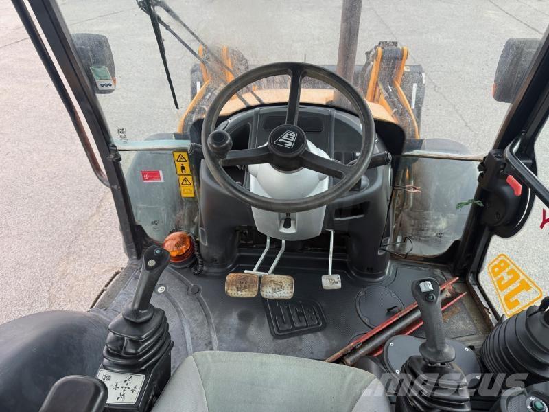JCB 3 CX Экскаваторы-погрузчики