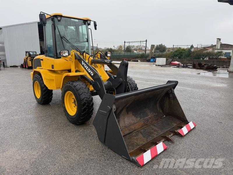 Volvo L 30 G Малые погрузчики