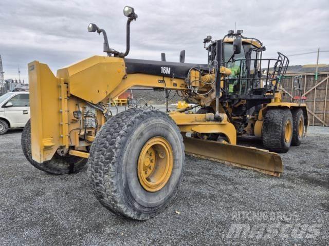 CAT 16M Грейдеры