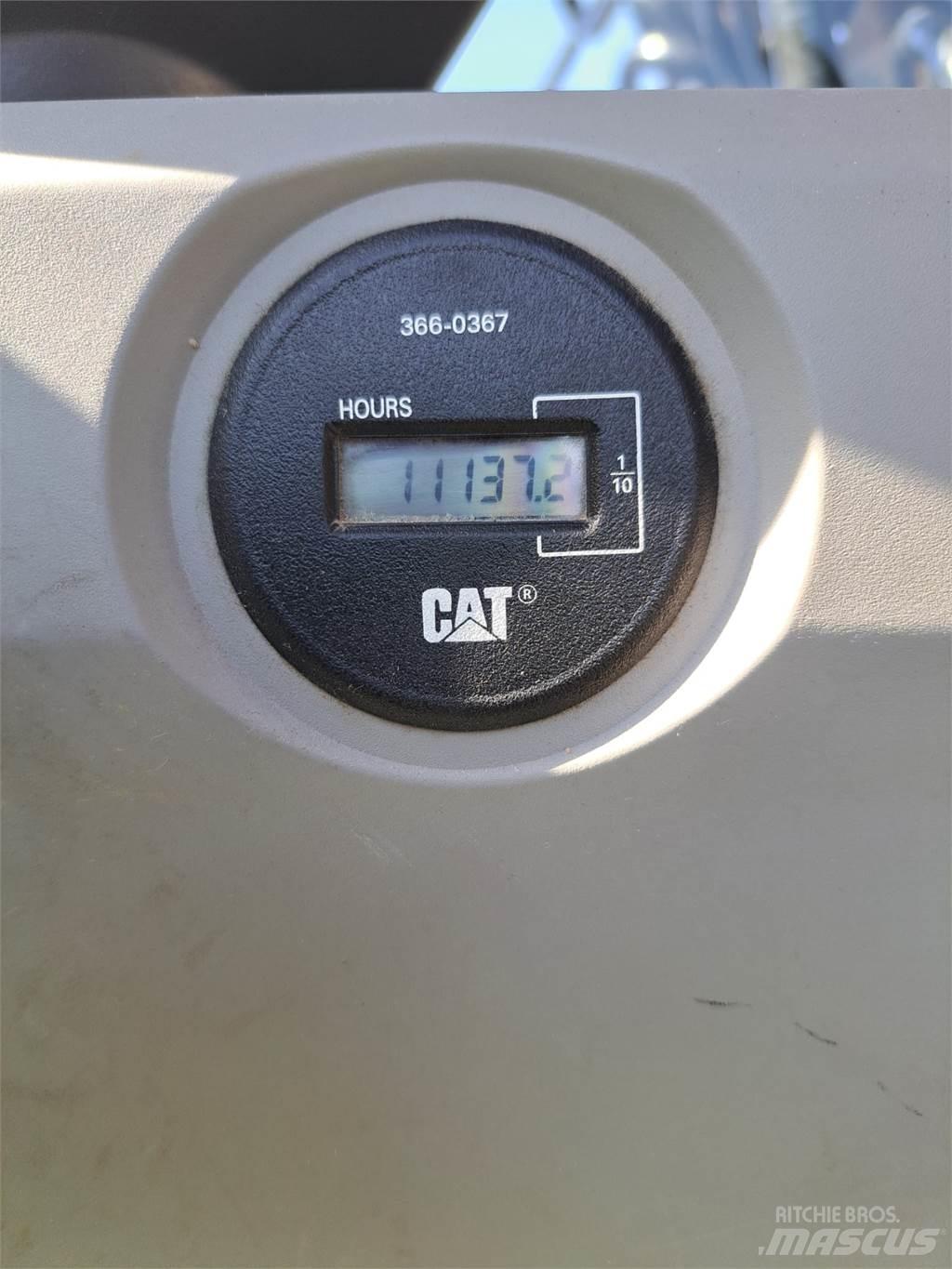 CAT 325F Гусеничные экскаваторы