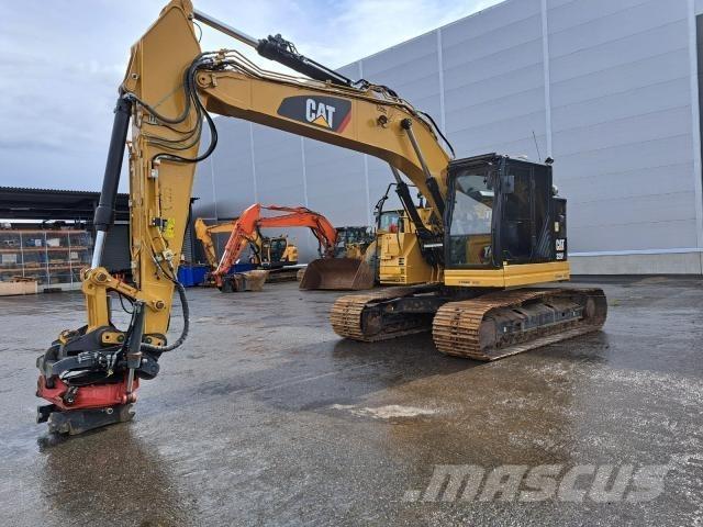 CAT 325F Гусеничные экскаваторы
