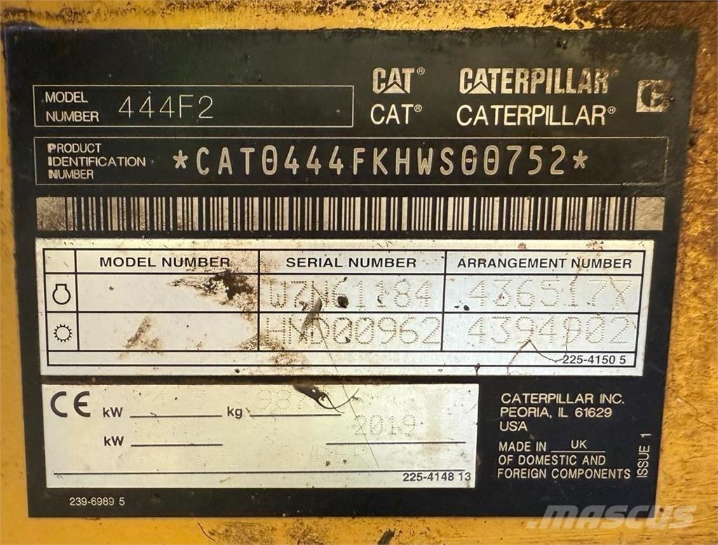 CAT 444F2 Экскаваторы-погрузчики