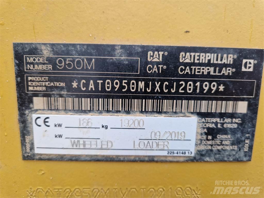 CAT 950M Фронтальные погрузчики