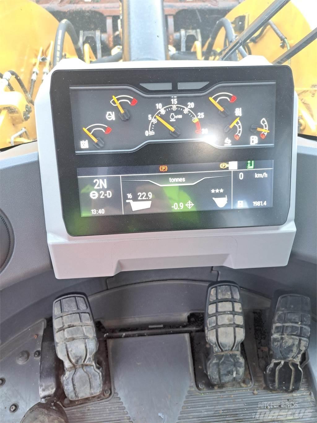 CAT 962 Фронтальные погрузчики