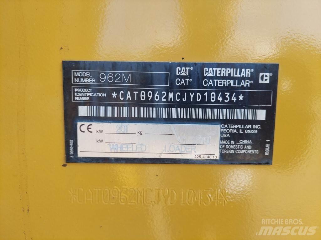 CAT 962M Фронтальные погрузчики