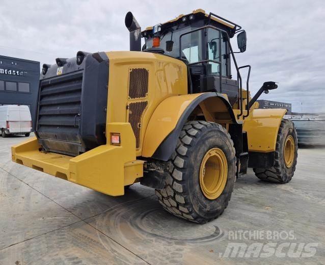 CAT 962M Фронтальные погрузчики