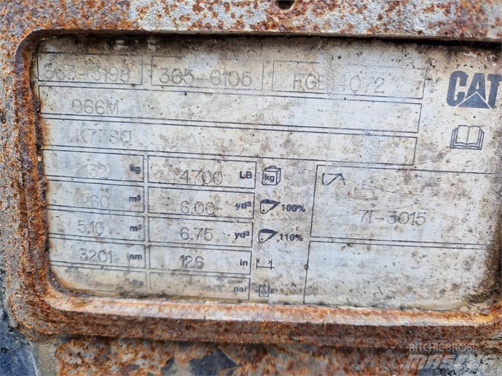CAT 966 Фронтальные погрузчики