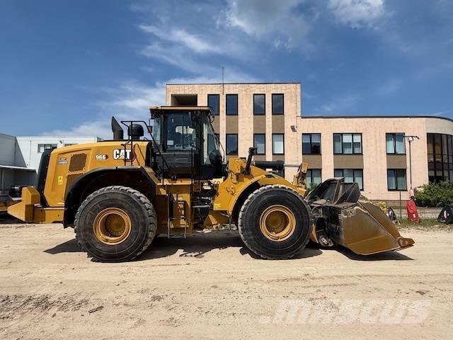 CAT 966 Фронтальные погрузчики