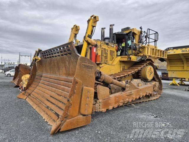 CAT D11T Гусеничные бульдозеры