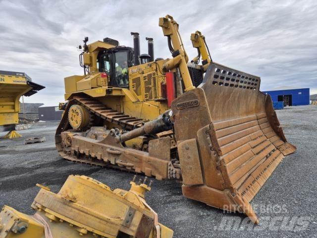 CAT D11T Гусеничные бульдозеры