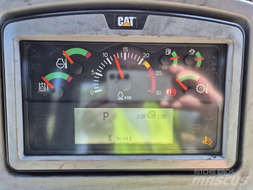 CAT D9T Гусеничные бульдозеры