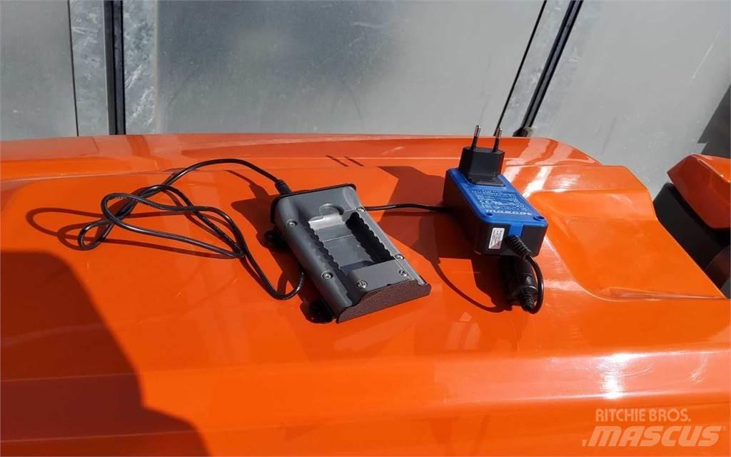 Husqvarna LP9505 Другие дорожные катки