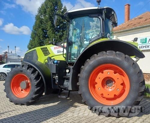 CLAAS Axion 810 Трактора