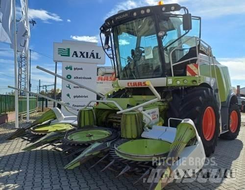 CLAAS Jaguar 930 Самоходные кормоуборочные комбайны