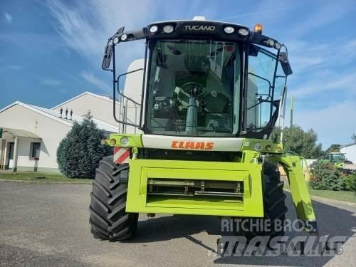 CLAAS Tucano 440 Зерноуборочные комбайны
