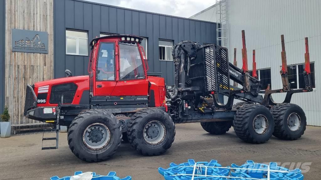 Komatsu 895 Форвардеры