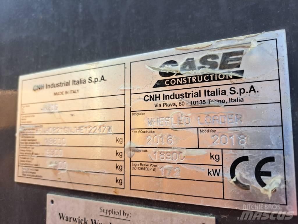 CASE 821 GXR Фронтальные погрузчики