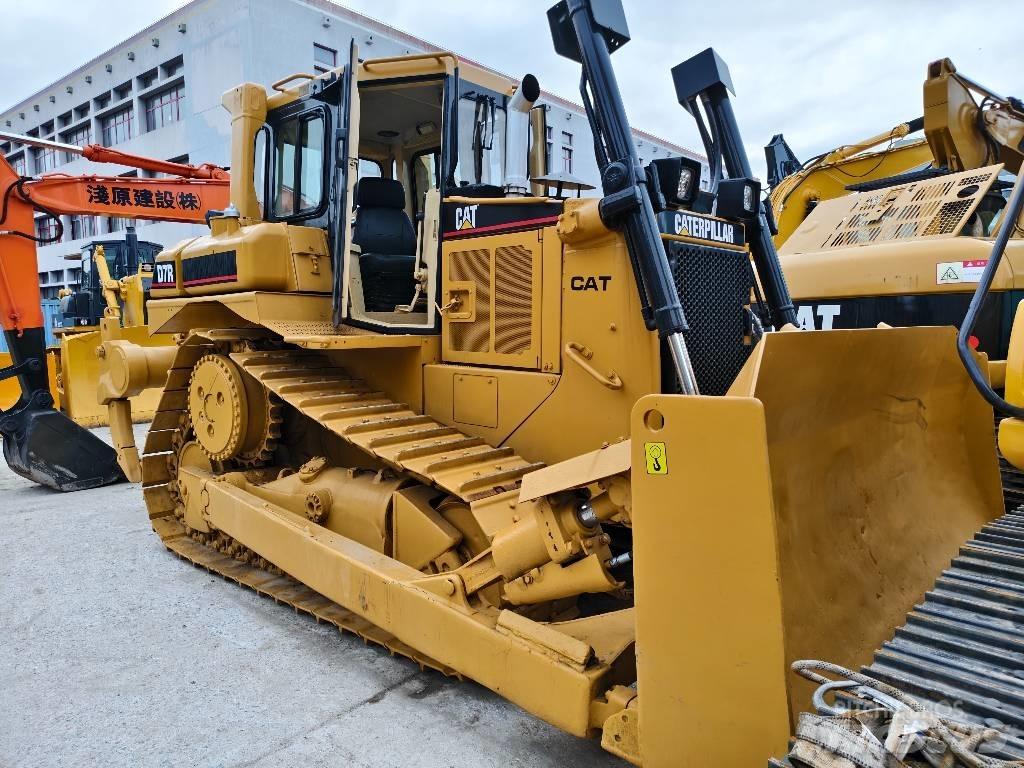 CAT D 7 R Гусеничные бульдозеры