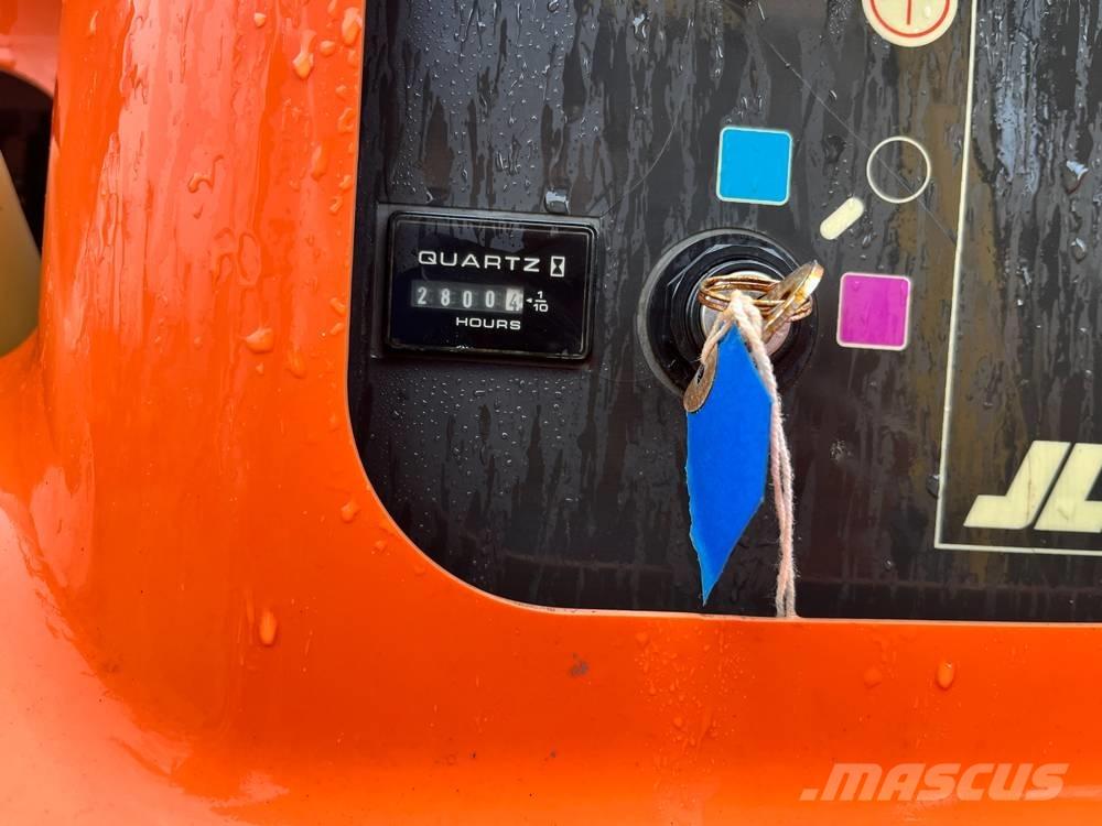 JLG 450 AJ Коленчатые подъемники