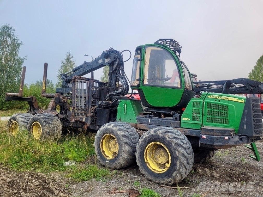 John Deere 1510 E Форвардеры