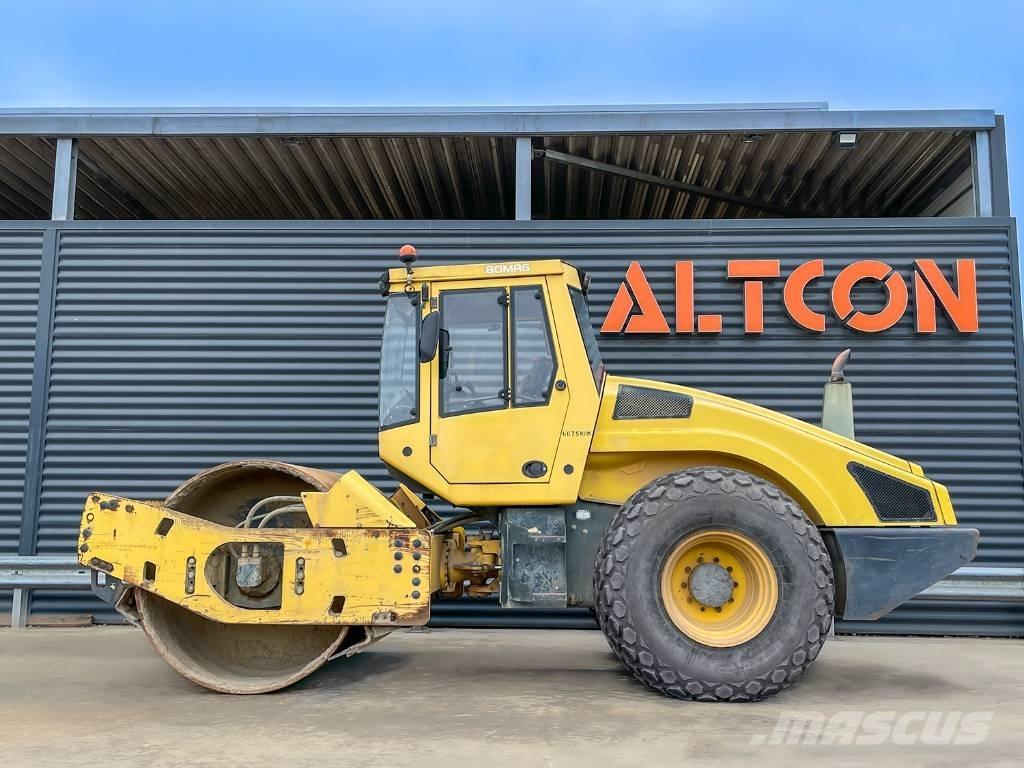 Bomag BW 213 D H-4 Грунтовые катки