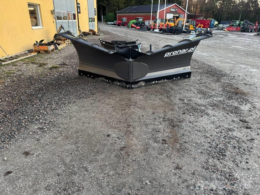 Pronar PUV 4000 M HD Снежные отвалы и плуги