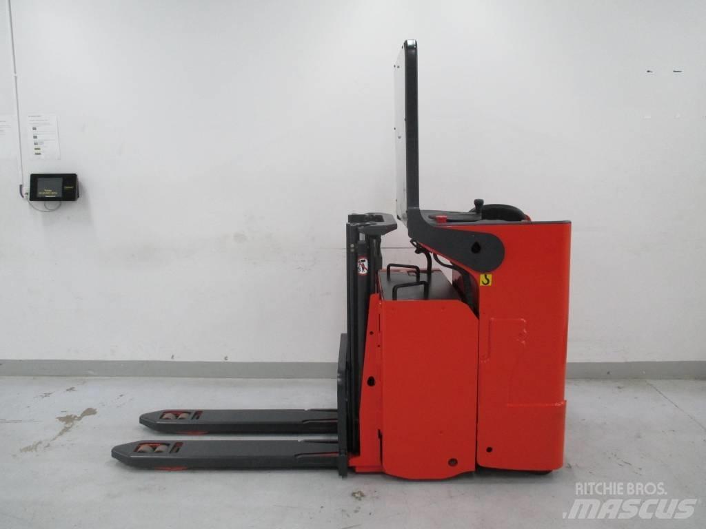 Linde L12LS Самоходные электроштабелёры