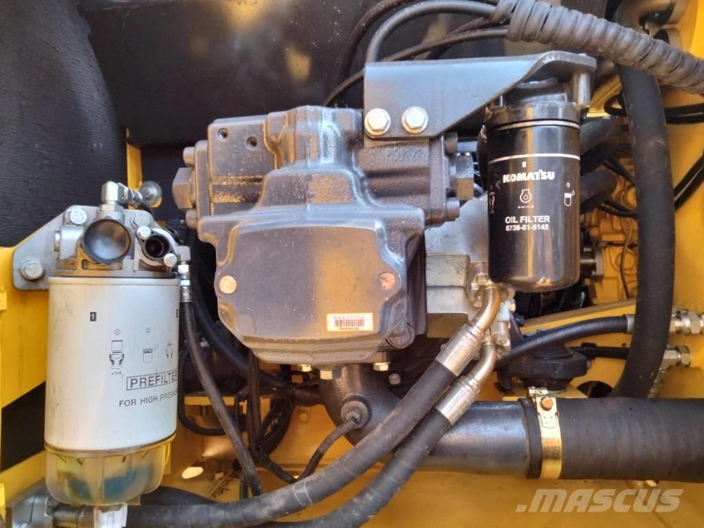 Komatsu PC 240 Гусеничные экскаваторы