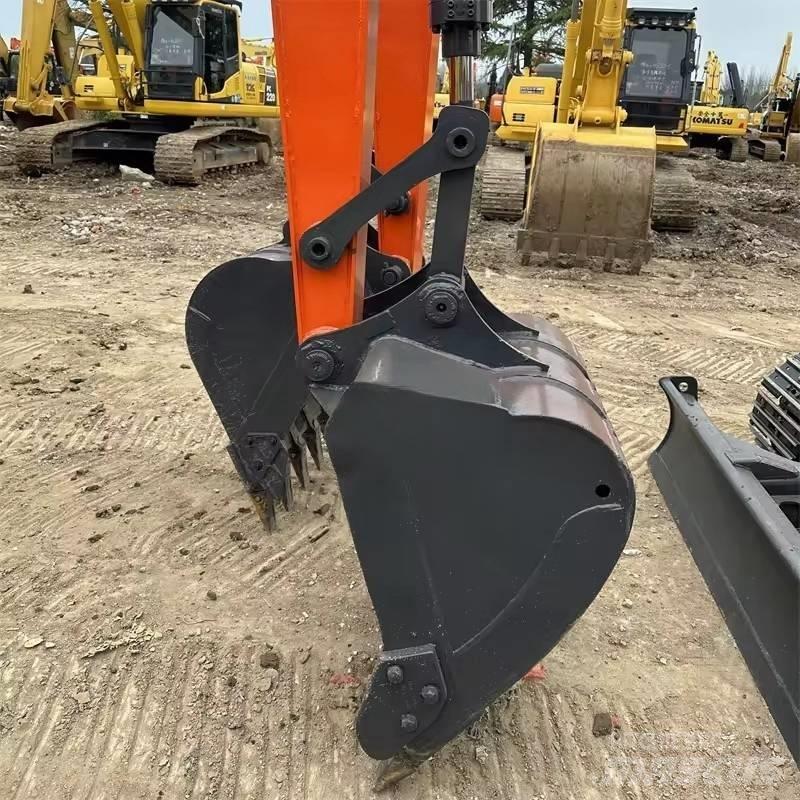 Doosan DX 80 Малые экскаваторы 7т-12т