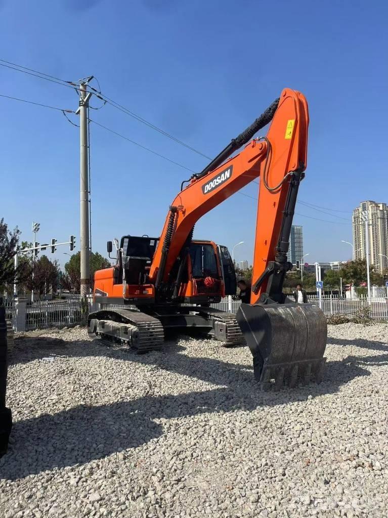 Doosan DX 225LC-9C Гусеничные экскаваторы