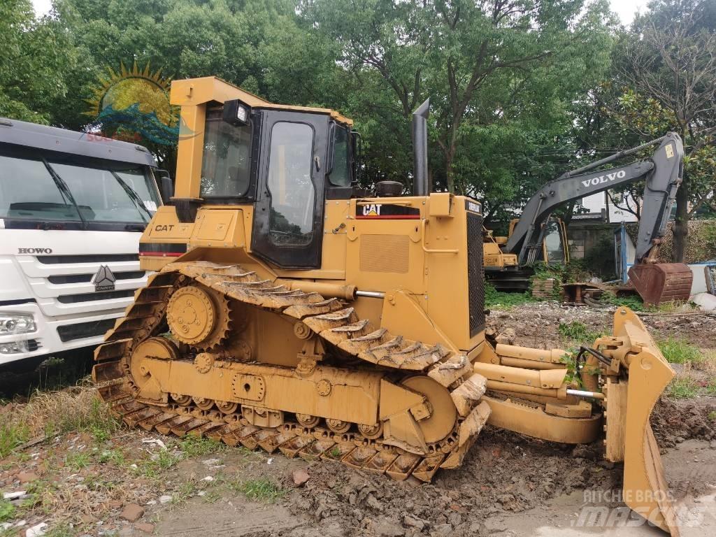 CAT D 5 N Гусеничные бульдозеры