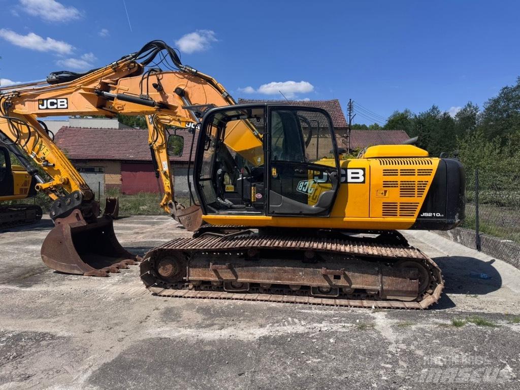 JCB JS 210 LC Гусеничные экскаваторы