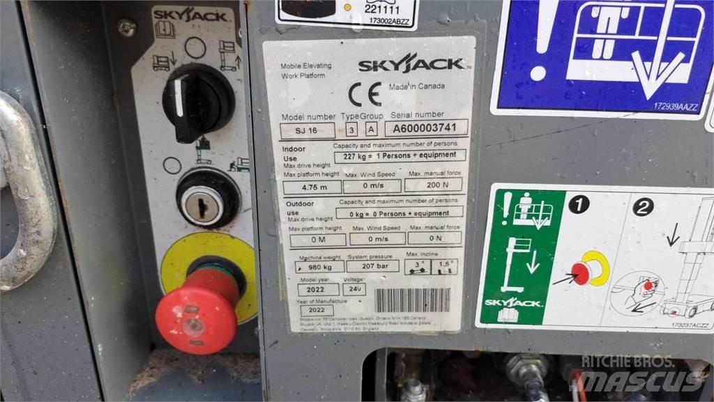 SkyJack SJ16 Разные подъемники и вышки