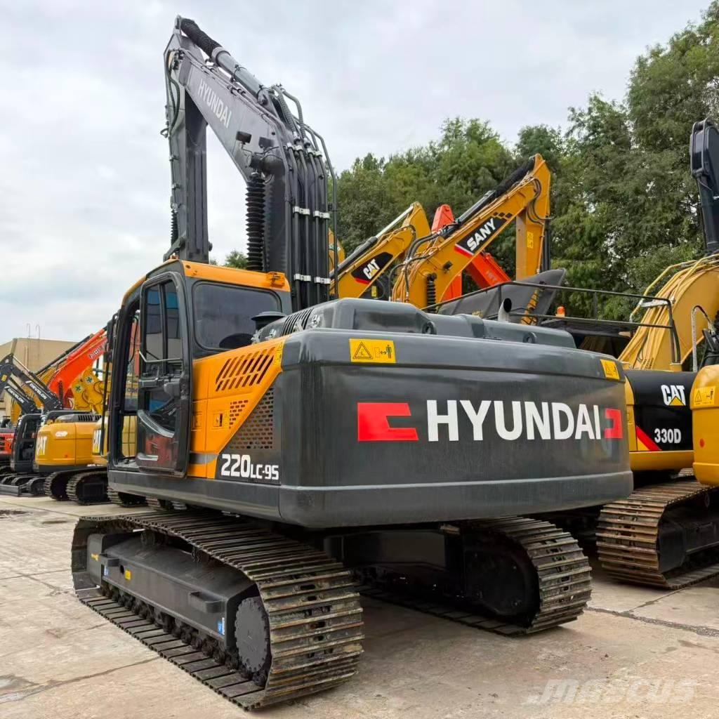 Hyundai R220LC-9S Малые экскаваторы 7т-12т