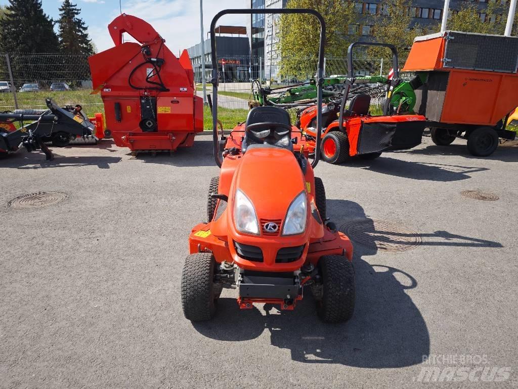 Kubota GR 2120 Самоходные газонокосилки