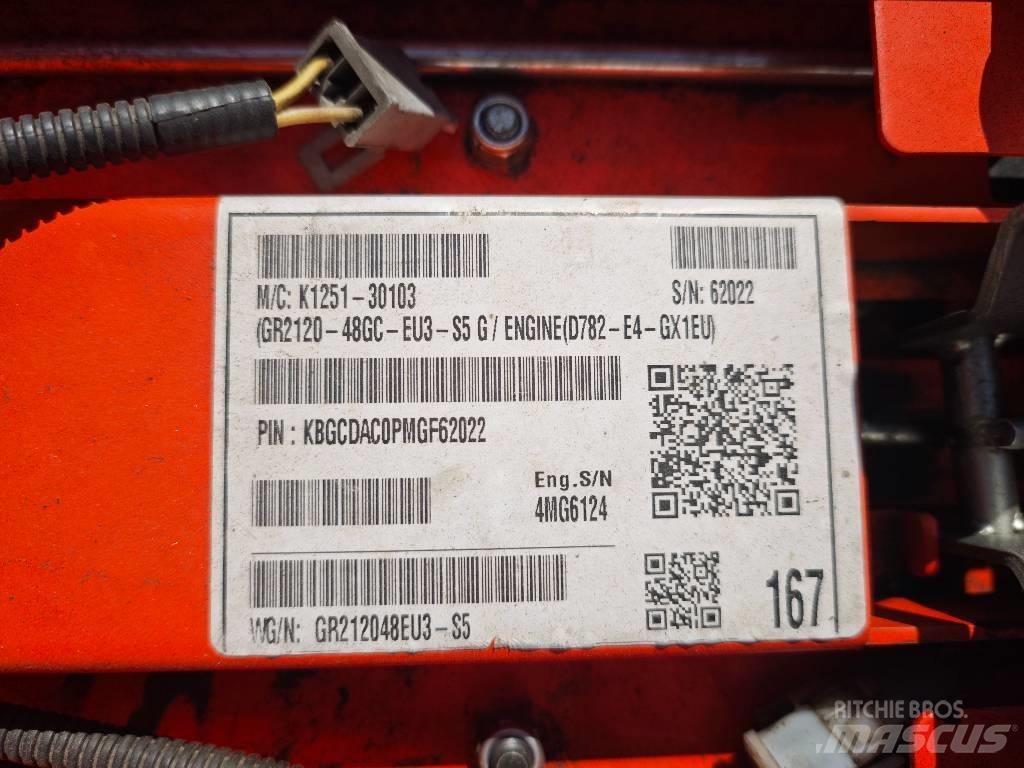 Kubota GR 2120 Самоходные газонокосилки