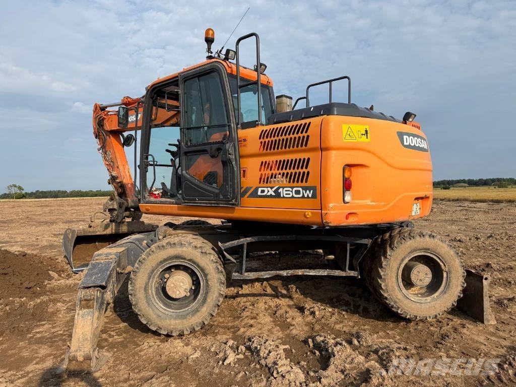 Doosan DX 160 W-3 Колёсные экскаваторы