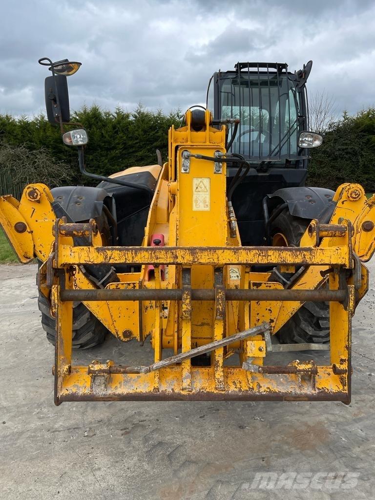 JCB 535-125 Телескопические погрузчики