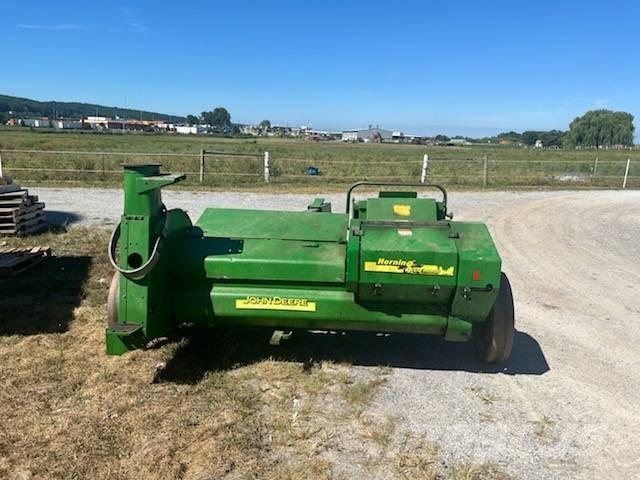John Deere 3950 Прицепные кормоуборочные комбайны