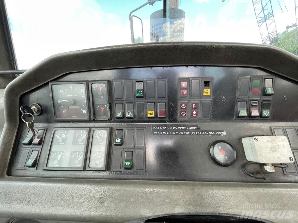 Kalmar 182 A L2 C!8 Терминальные тягачи