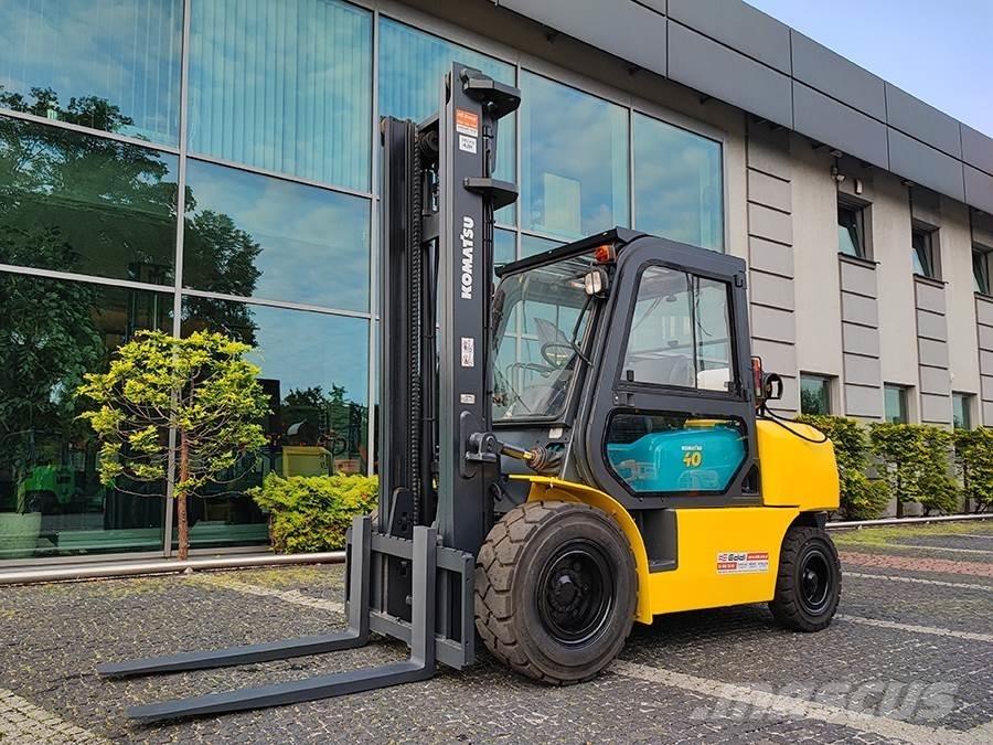 Komatsu FG40T-7 Газовые погрузчики