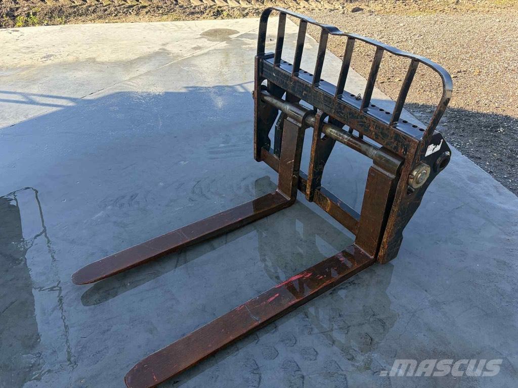 Manitou Pallegafler Телескопические погрузчики