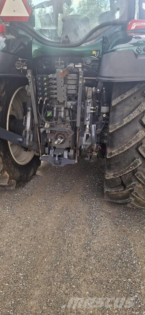 Valtra T194 versu Трактора