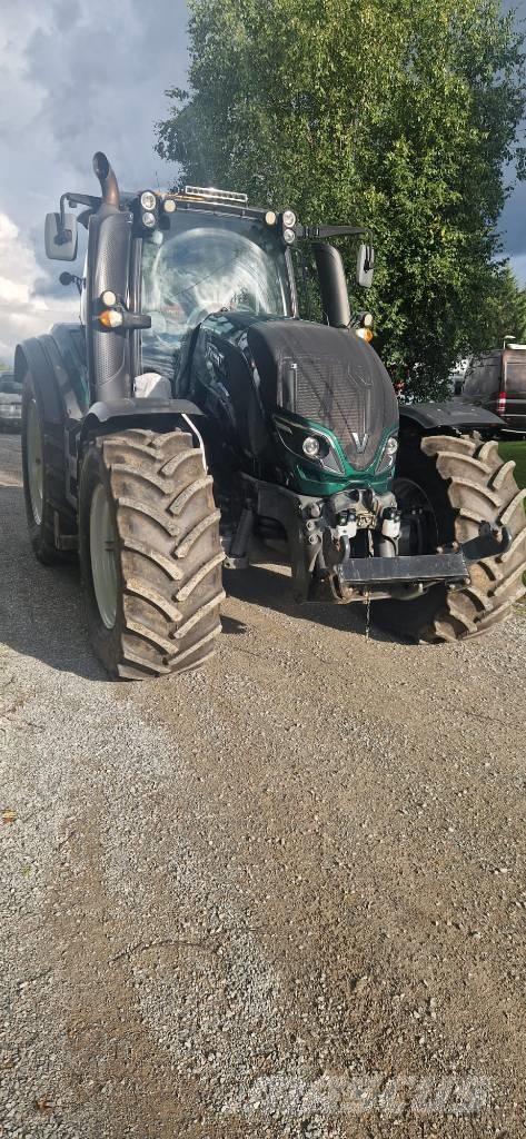 Valtra T194 versu Трактора